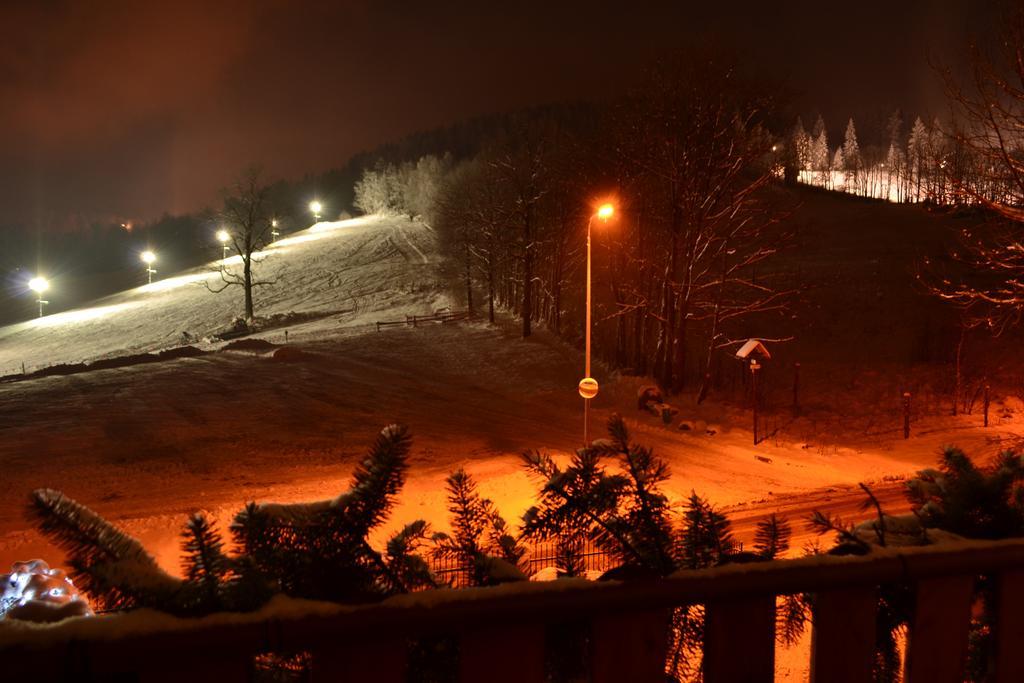 Gorski Widok Karpacz Apartamenty I Pokoje- Salon Kominkowy Habitación foto